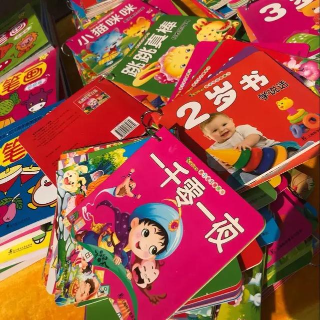 別錯過孩子的閱讀關(guān)鍵期，看過的書，將在他們心里開出燦爛的花！