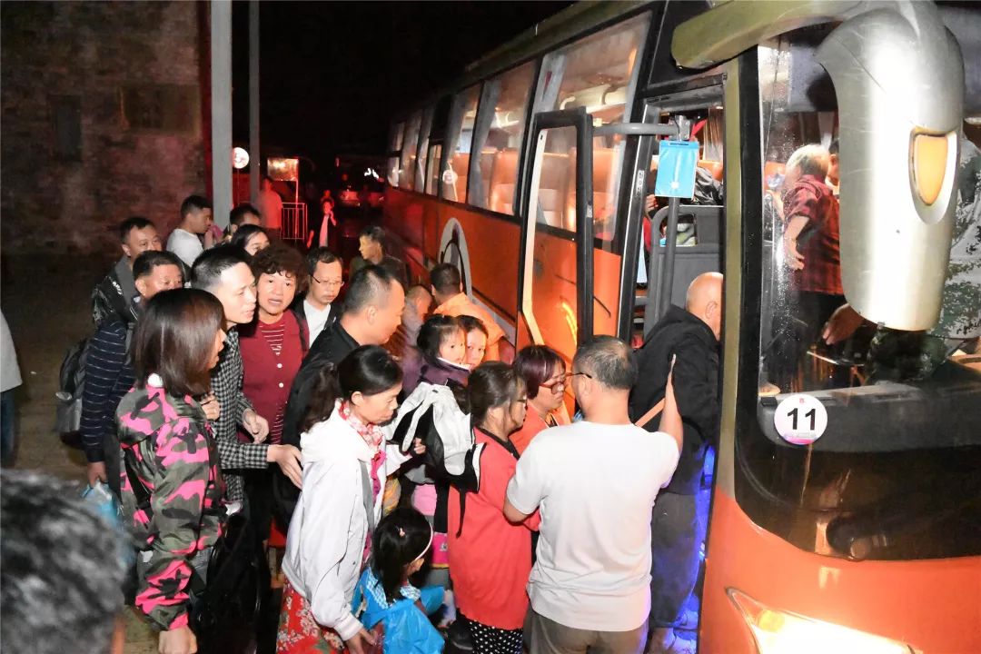 最不愿見到災(zāi)難的地方又受災(zāi)，汶川航拍畫面令人揪心