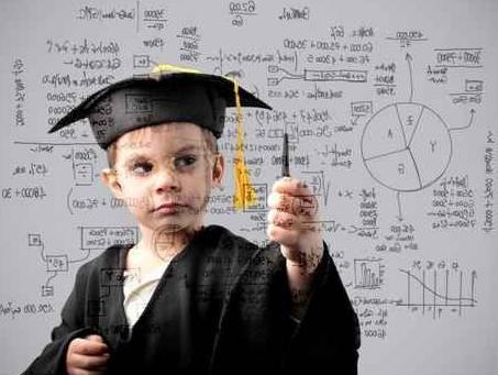 高中學(xué)霸作息時(shí)間表曝光，家長(zhǎng)快點(diǎn)給孩子收藏起來(lái)吧