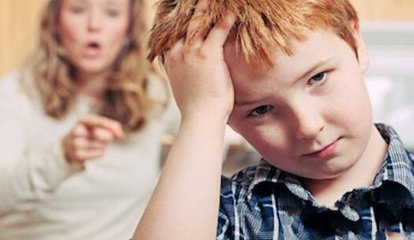 傷人的話比棍棒，更讓孩子覺得痛苦！