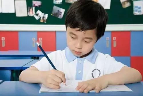 教育部：再不練字，孩子將無緣上大學(xué)?。ɡ蠋熮D(zhuǎn)給家長(zhǎng)）