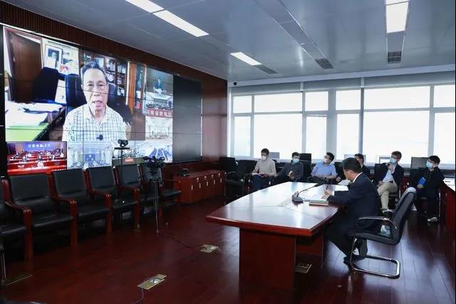 關(guān)于復(fù)課！在教育部的會上，鐘南山、李蘭娟、張文宏“同框”發(fā)聲....