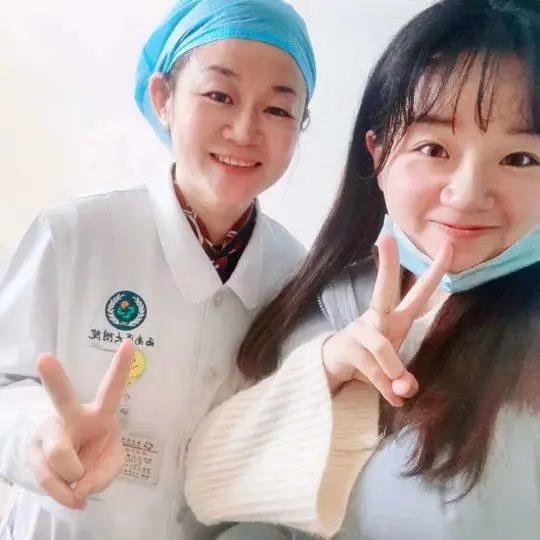 太勵(lì)志！沖上熱搜！四川護(hù)士媽媽陪女兒考研雙雙被錄??！