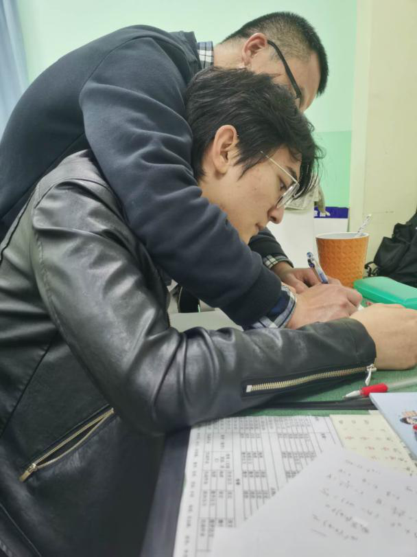 尋找身邊的美好——心素如簡，人淡如菊，謙謙君子，良師益友