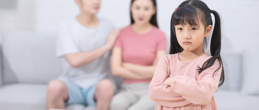 青春期孩子叛逆，家長(zhǎng)可以這樣做