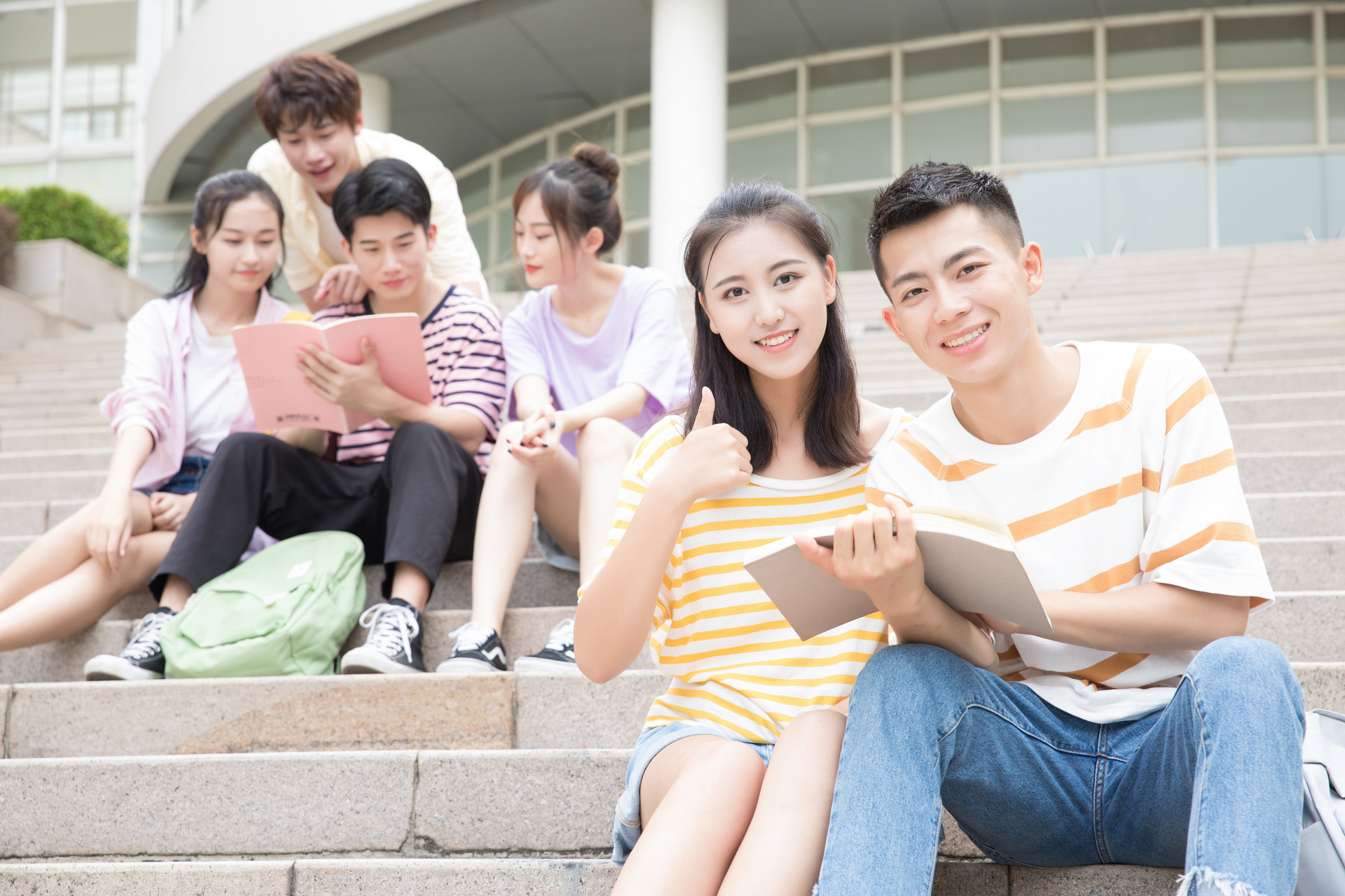 最強(qiáng)逆襲：中專生男孩考進(jìn)清華，他靠什么改寫了學(xué)渣的命運(yùn)？