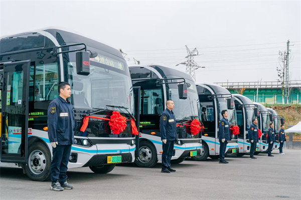 成都將新開(kāi)40余條公交線路